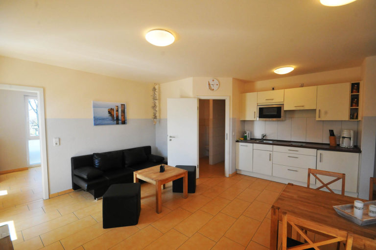Ferienwohnung 03 in Sellin – Wohnbereich